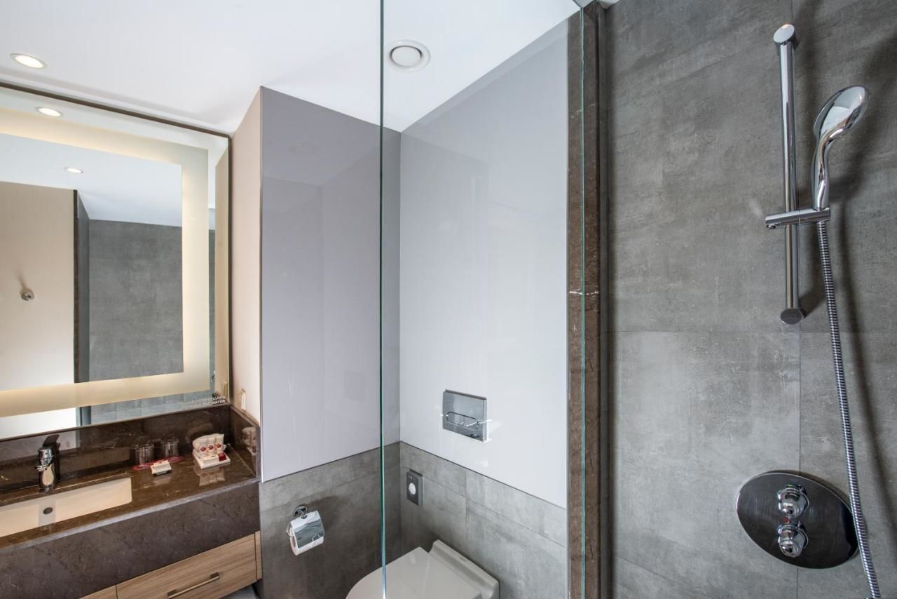 Отель Ramada Encore Tbilisi Тбилиси-13