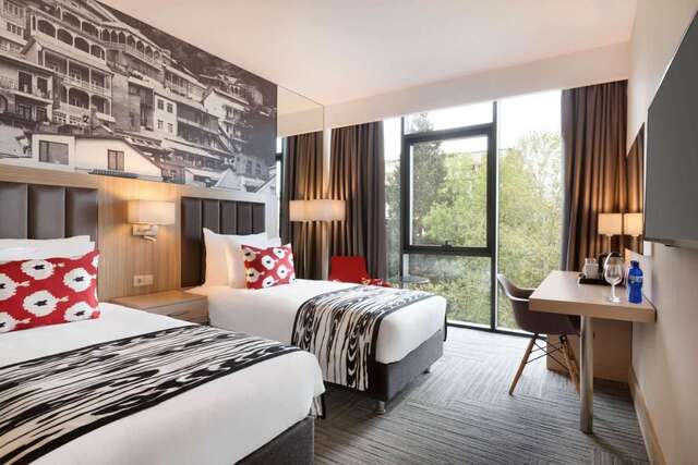 Отель Ramada Encore Tbilisi Тбилиси-3