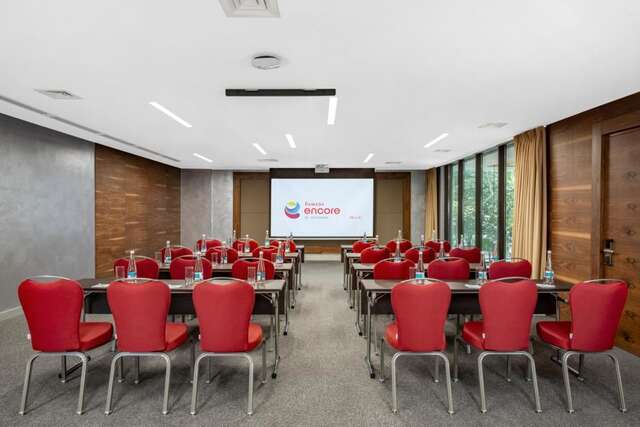 Отель Ramada Encore Tbilisi Тбилиси-16