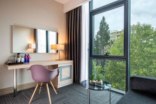 Отель Ramada Encore Tbilisi Тбилиси-8