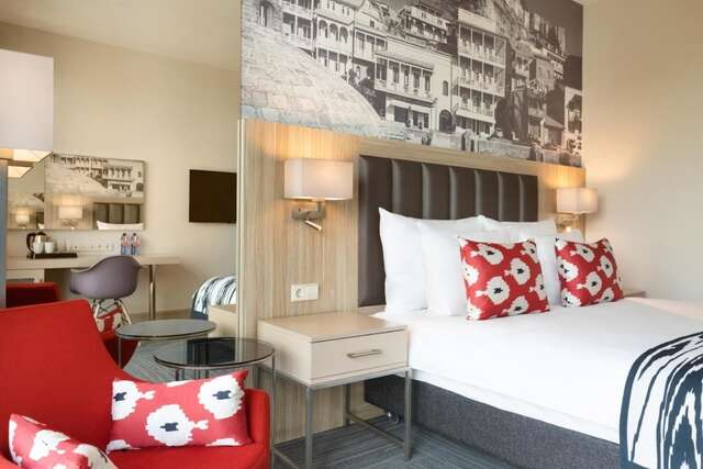 Отель Ramada Encore Tbilisi Тбилиси-11